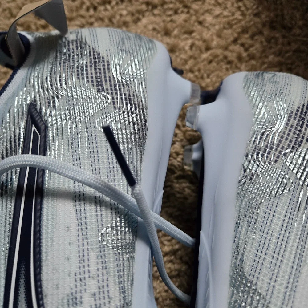 Puma Ultra 5 Pro FG/AG Men 10.5 Icy Blue new in box Soccer Cleats 108697-03